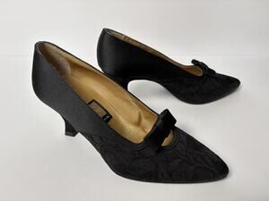 VINTAGE Nina Spain Heels Shoes Black Elegant Silk Jacquard Size 6M
